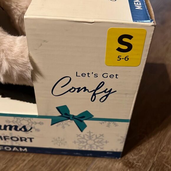 NWT DEARFOAMS Total Comfort Women’s Slippers Small 5-6 Memory Foam Machine Wash - Picture 3 of 8